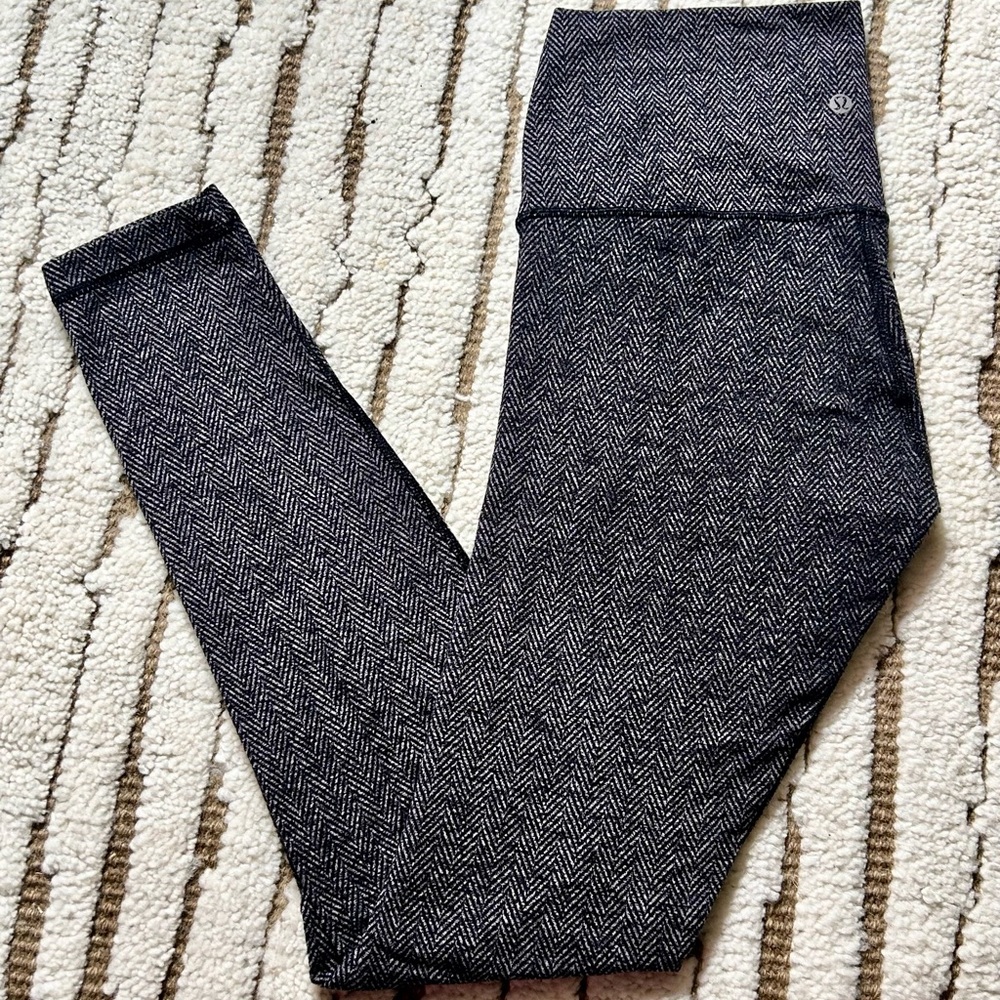 Lululemon Wunder Under Leggings Herringbone Grey Black Size 10